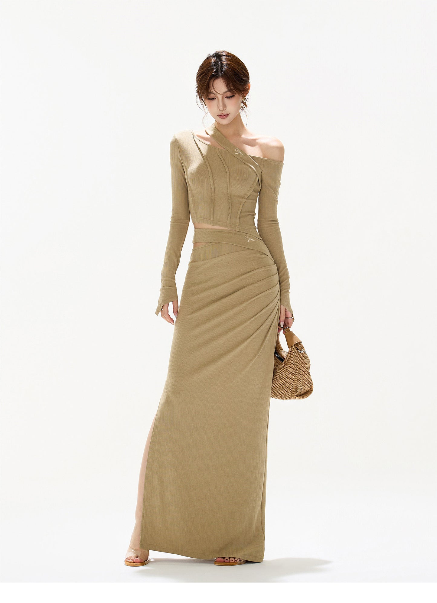 ELEGANT ASYMMETRIC KNIT SET