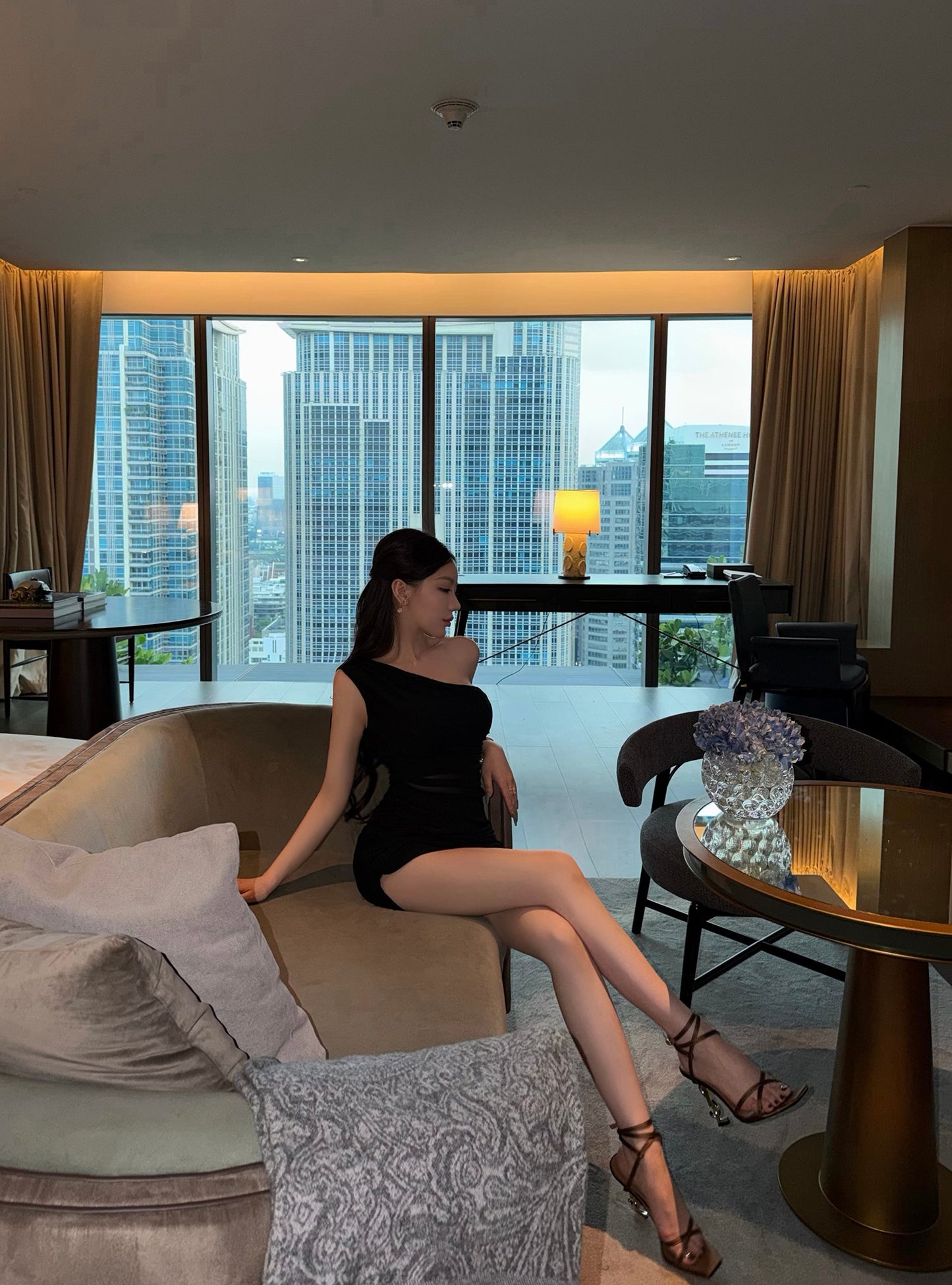 ONE SHOULDER MESH MINI DRESS