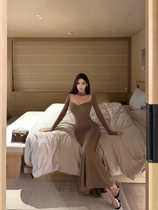 HALTER BACKLESS MERMAID KNIT DRESS