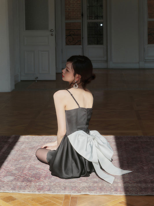 DETACHABLE BOW BLACK SUSPENDER DRESS
