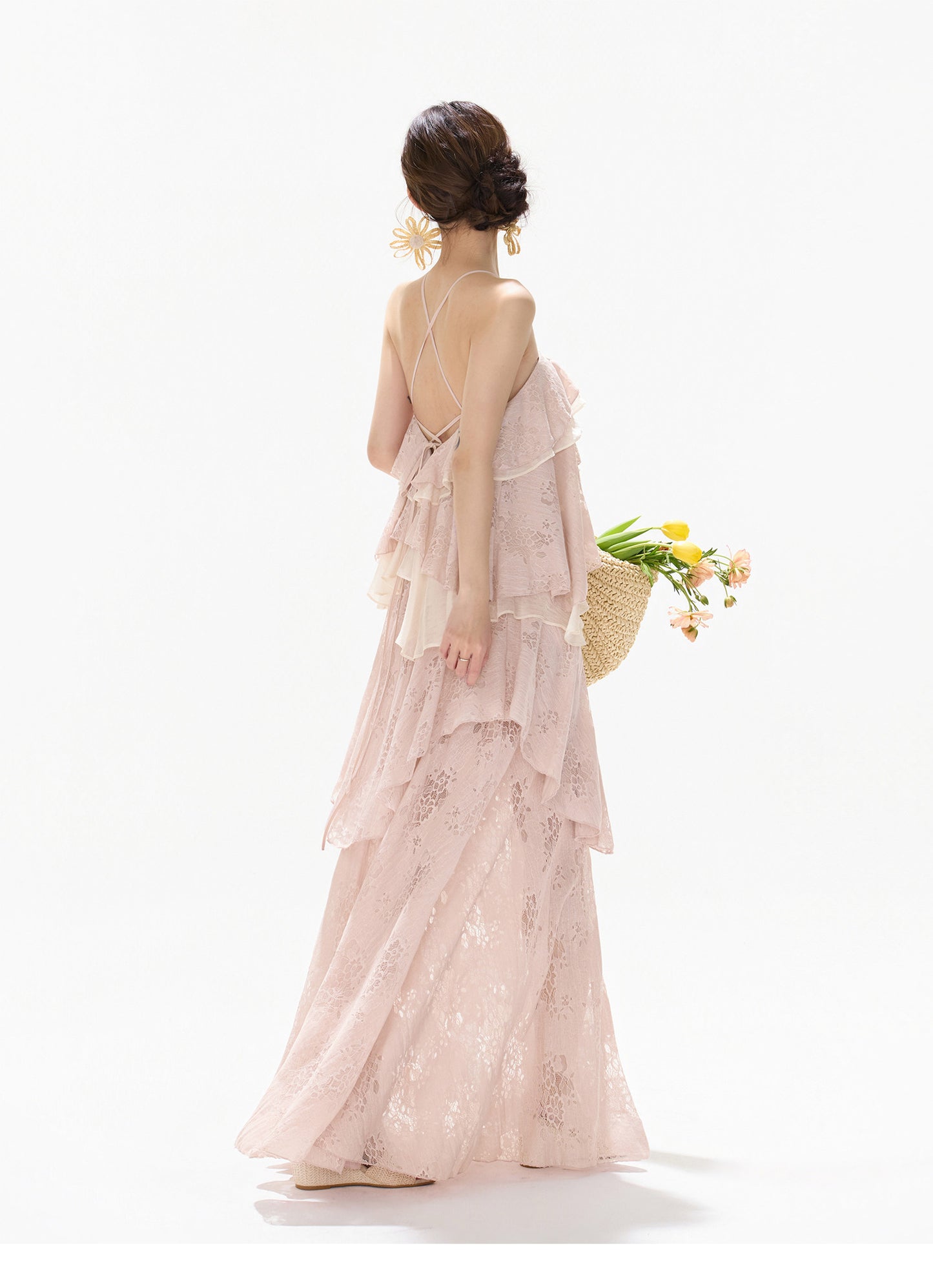 【日本在庫 】FRENCH LACE TIERED RUFFLE MAXI DRESS