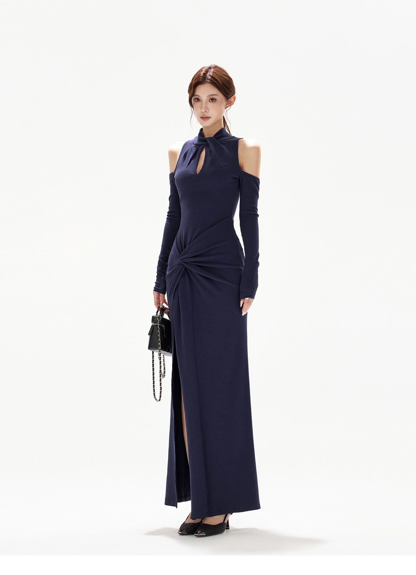 HALTER TWIST KNIT SLIT DRESS