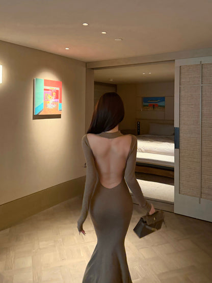 HALTER BACKLESS MERMAID KNIT DRESS