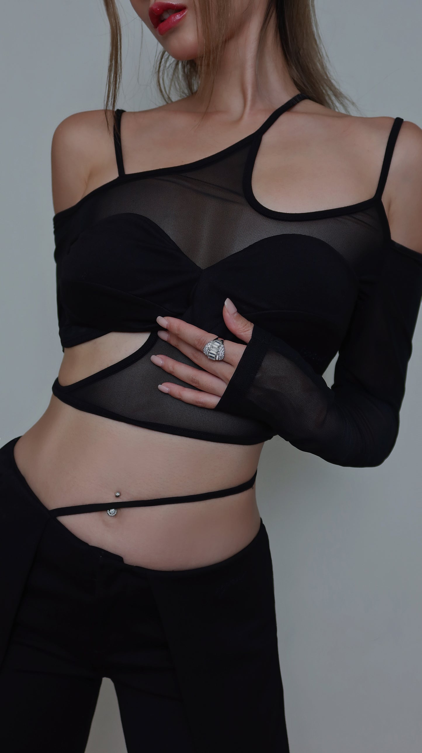 S-08 / PALLAS MESH TOP