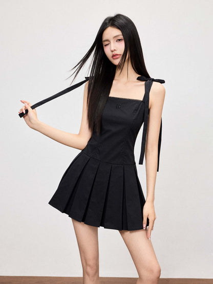 SIDE WAIST HOLLOW LITTLE BLACK DRESS