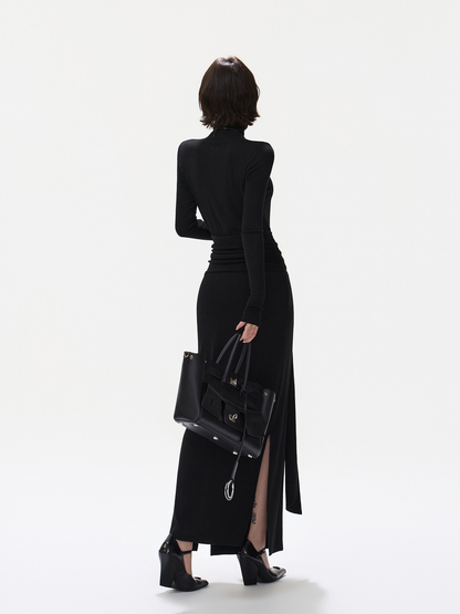 BLACK TURTLENECK DRAPED WAIST KNIT MAXI DRESS ブラック 着用イメージ 8