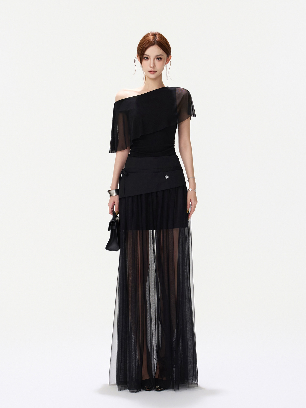 BLACK ASYMMETRIC MESH TOP AND SHEER MAXI SKIRT ブラック 着用イメージ 10
